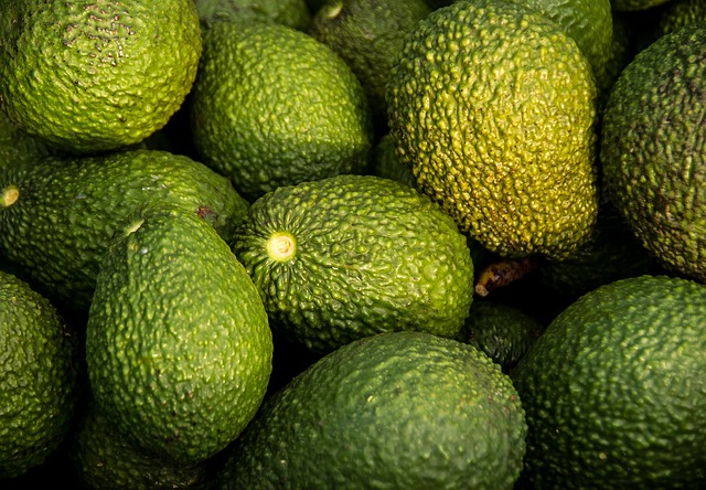 Eko-superfoods z lokalnych farm: Jak wspierać bioróżnorodność i zdrowie